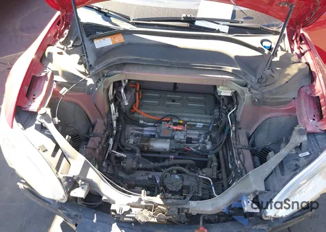 2013 Tesla Model S Performance из США, поврежденный, VIN 5YJSA1CP7DFP19581